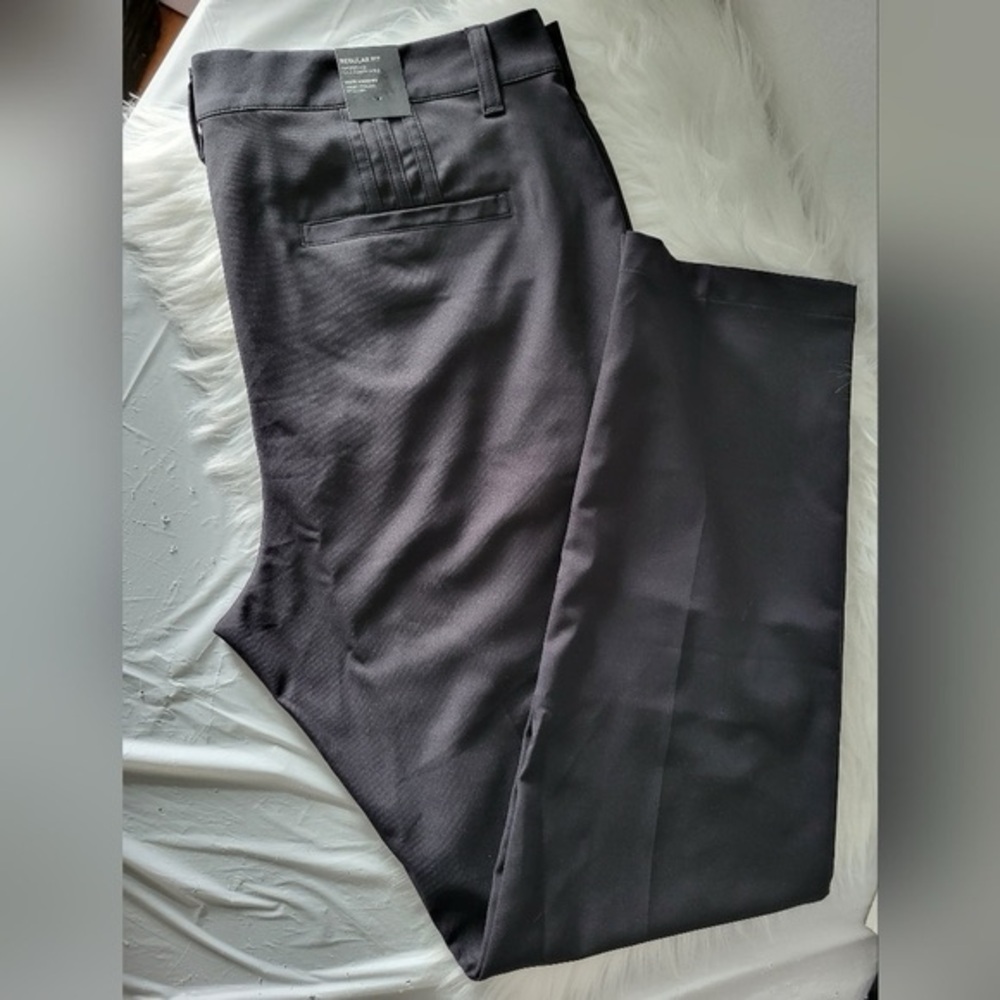 NEW Adidas Men Sport Golf Pants Size 36x32